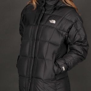 The Northface Women’s Metropolis Parka Small Black